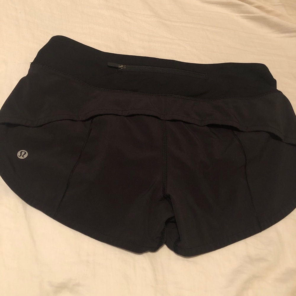 Lululemon Speed Shorts size 4